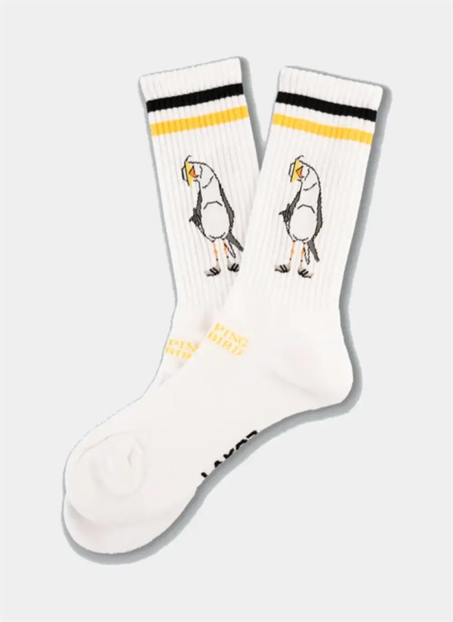 Lakor Flipping The Bird Strumpa